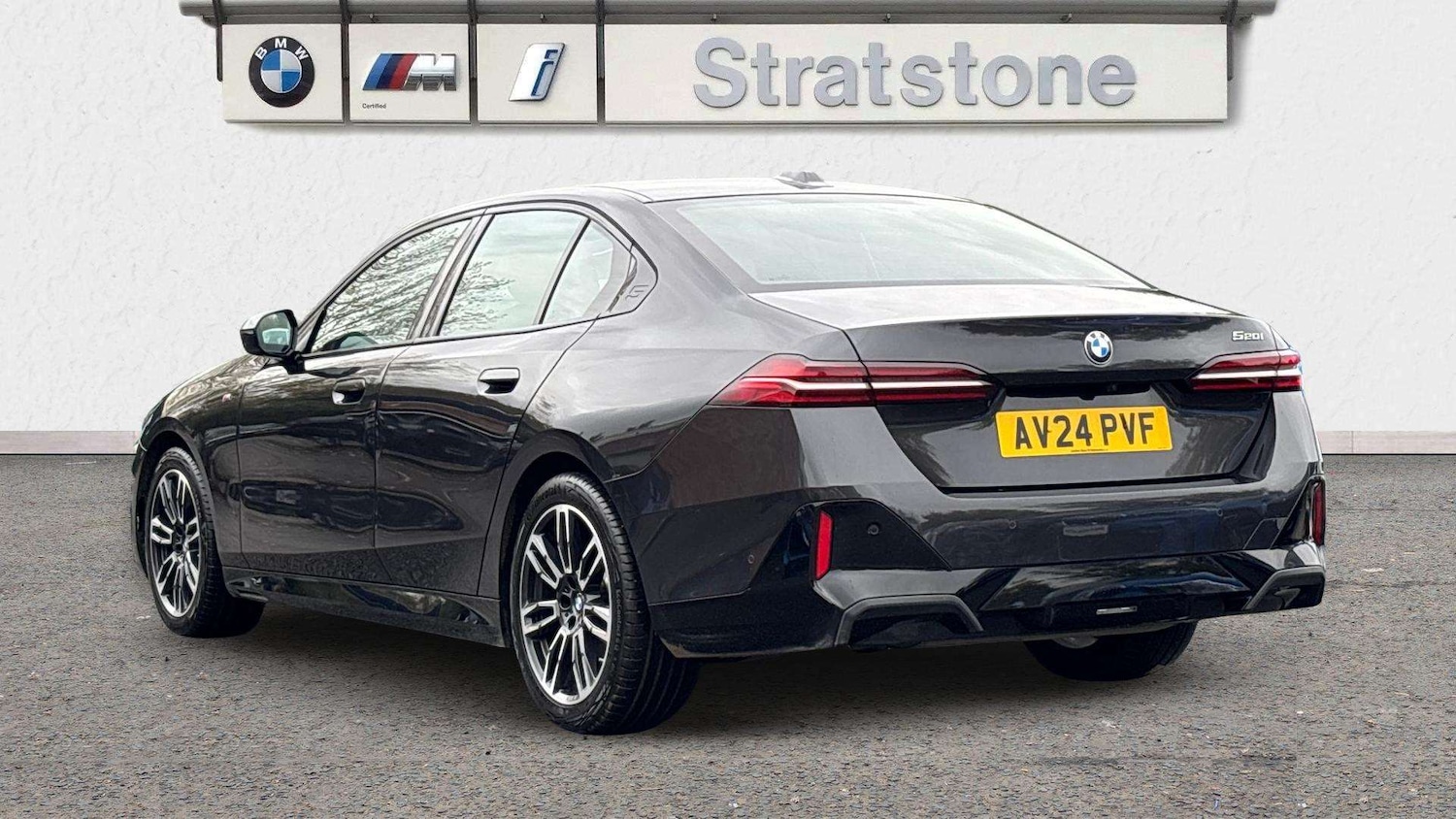 Used BMW 5 Series 2024 for sale - 76460245: Photo 2