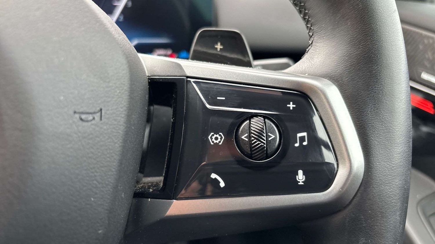 Used BMW 5 Series 2024 for sale - 76460245: Photo 23