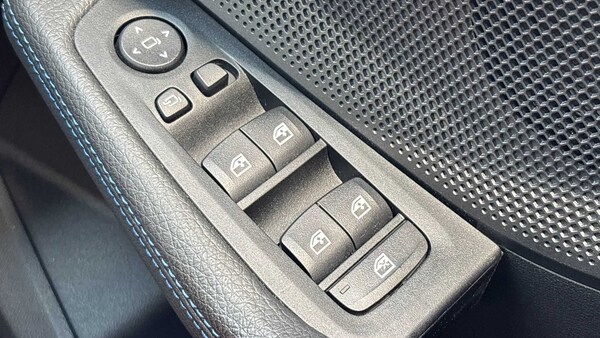 Used BMW 1 Series 2023 for sale - 75626055: Photo 34