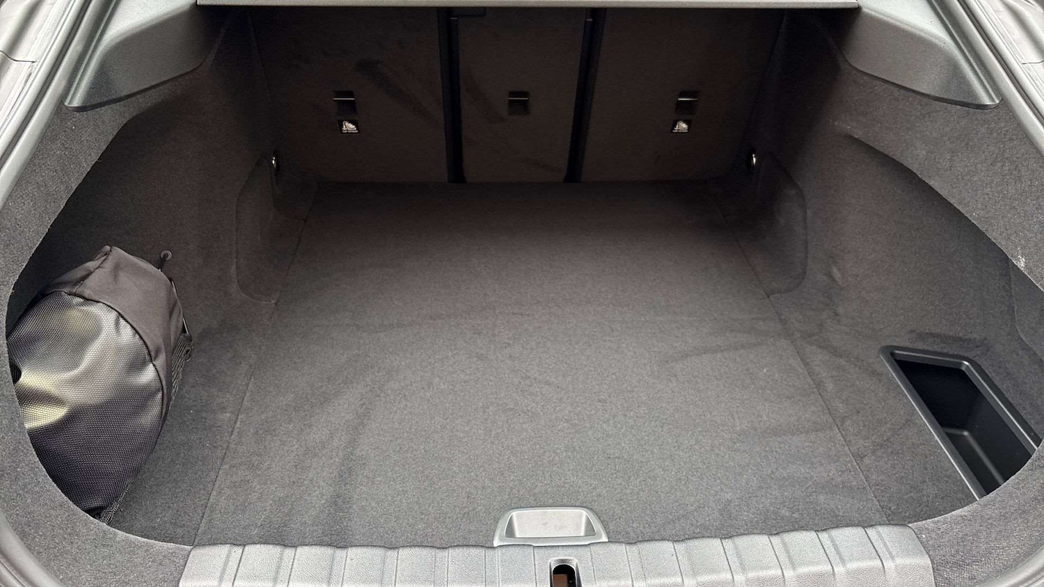 Used BMW i4 2025 for sale - 77076568: Photo 15