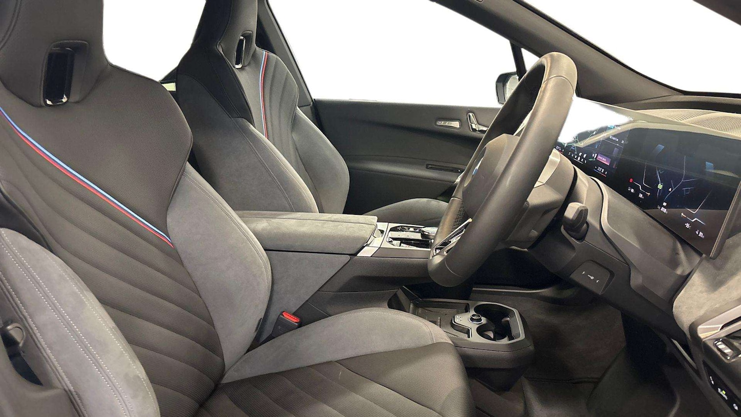 Used BMW iX 2025 for sale - 77112381: Photo 13