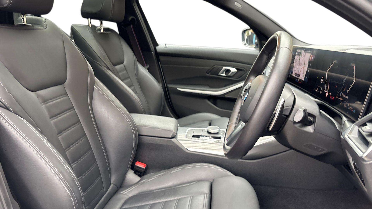 Used BMW 3 Series 2024 for sale - 76501850: Photo 13