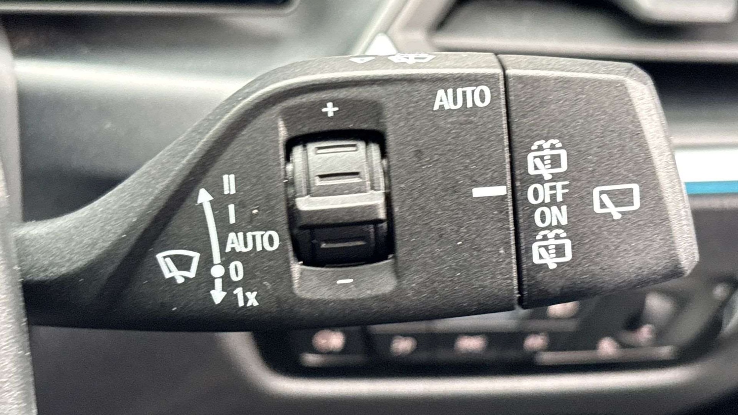 Used BMW 3 Series 2024 for sale - 76501850: Photo 30