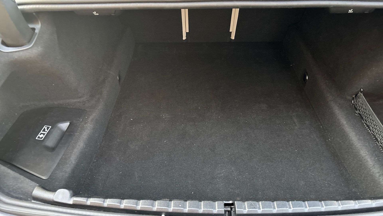 Used BMW 8 Series 2019 for sale - 77972951: Photo 15