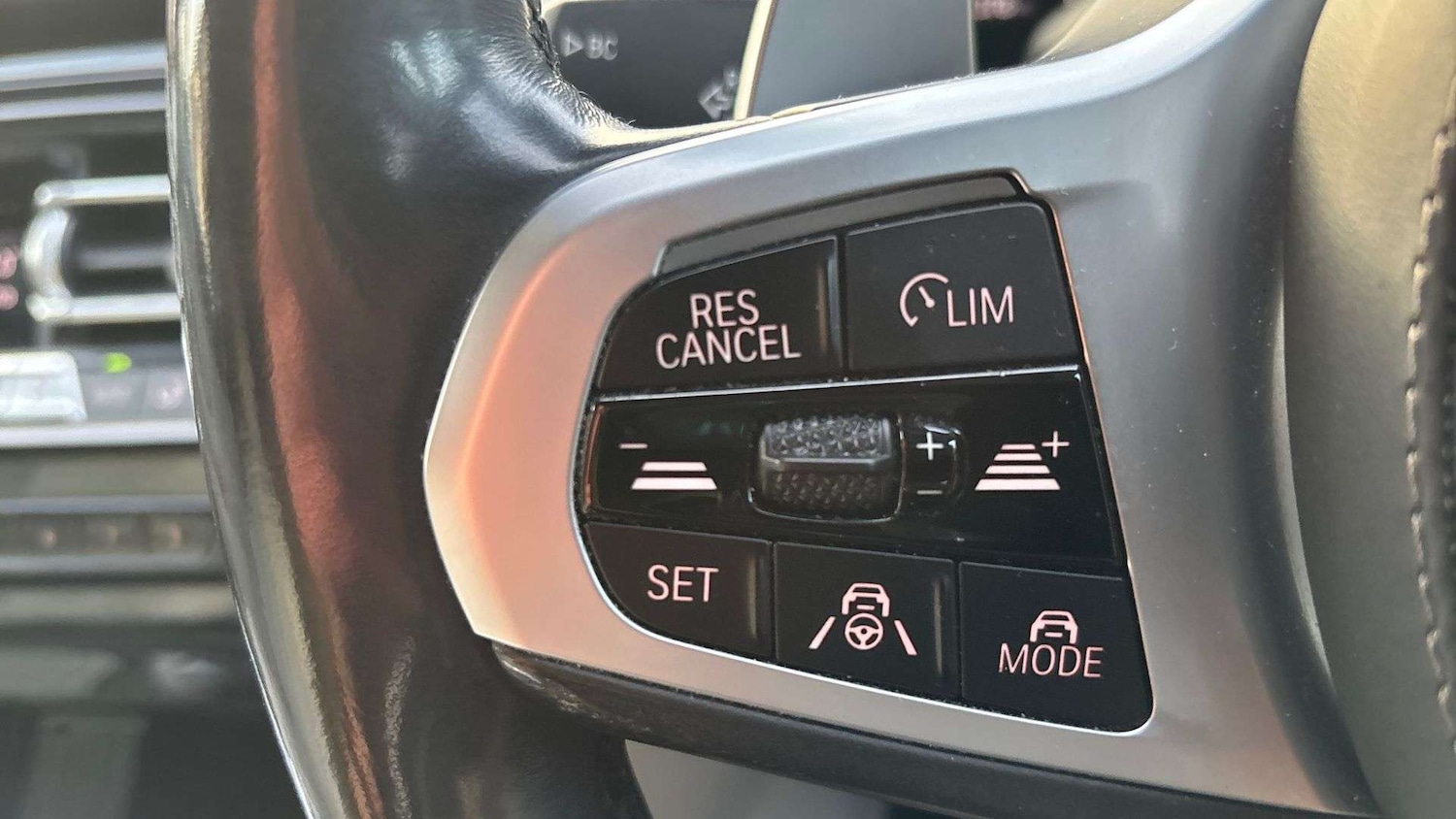 Used BMW 8 Series 2019 for sale - 77972951: Photo 22