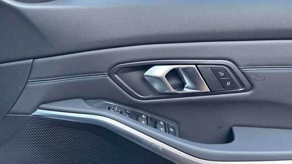 Used BMW 3 Series 2025 for sale - 76087911: Photo 27