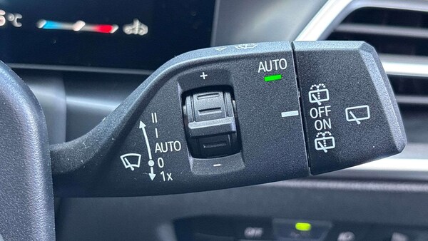 Used BMW 3 Series 2025 for sale - 76087911: Photo 30