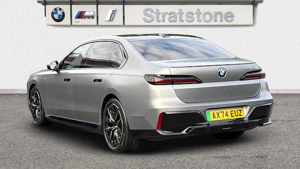 Used BMW i7 2025 for sale - 75649349: Photo 2