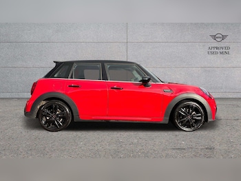 Used MINI Hatch 2022 for sale - 76045264: Photo