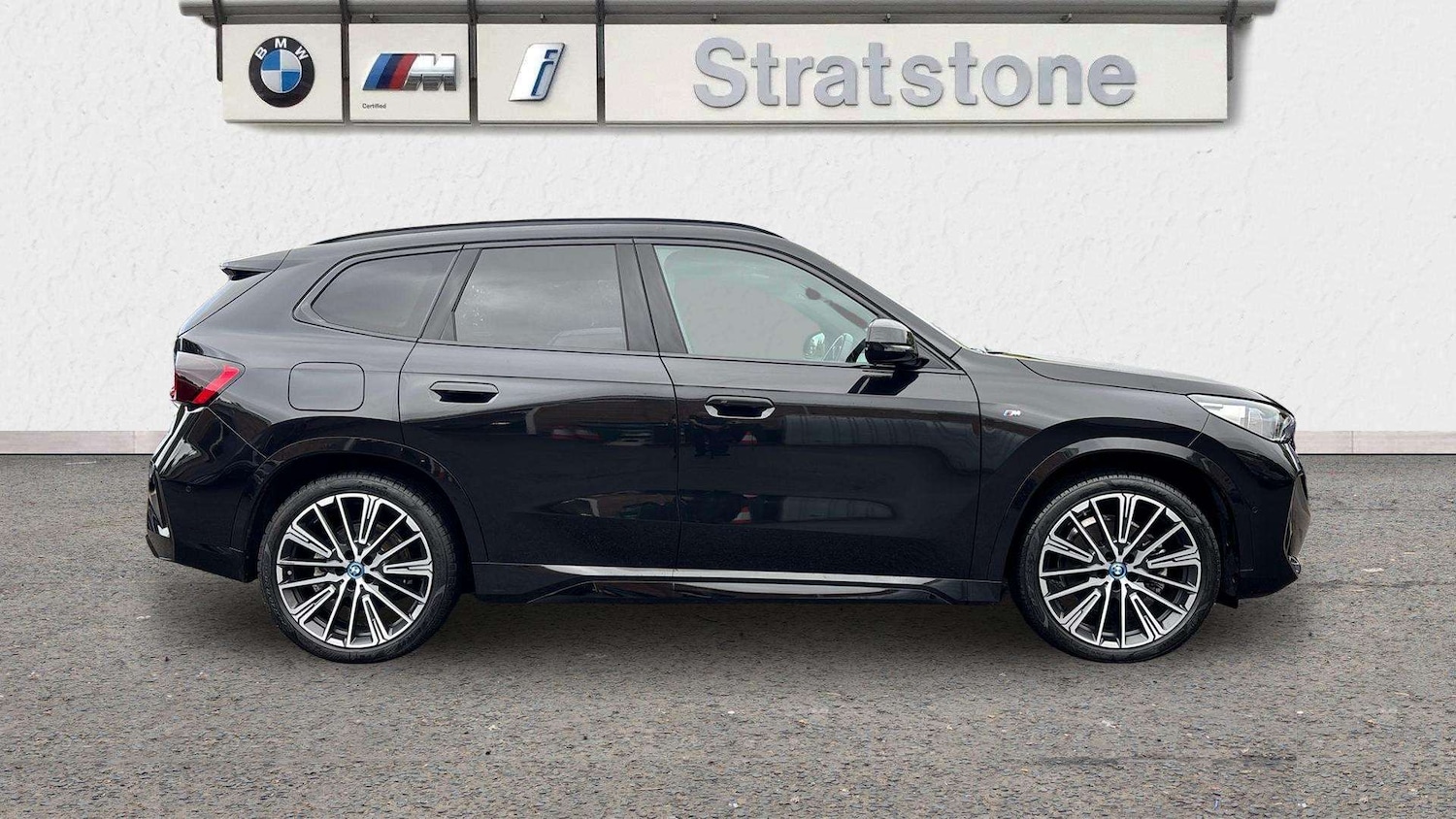 Used BMW iX1 2023 for sale - 76262462: Photo 4