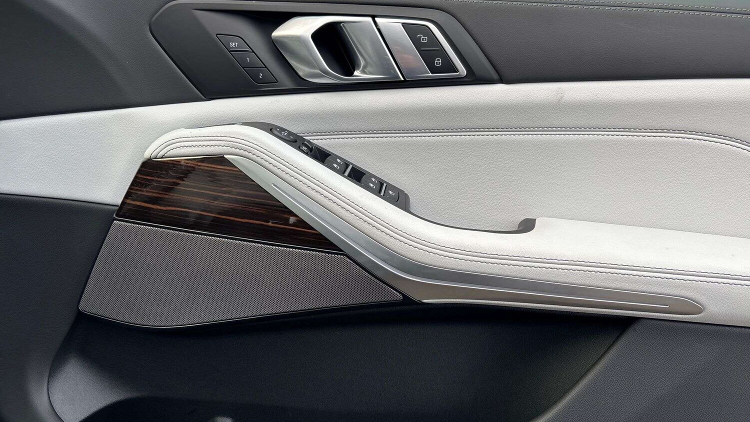 Used BMW X5 2025 for sale - 77686639: Photo 27