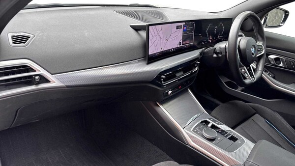 Used BMW 3 Series 2025 for sale - 75649338: Photo 9
