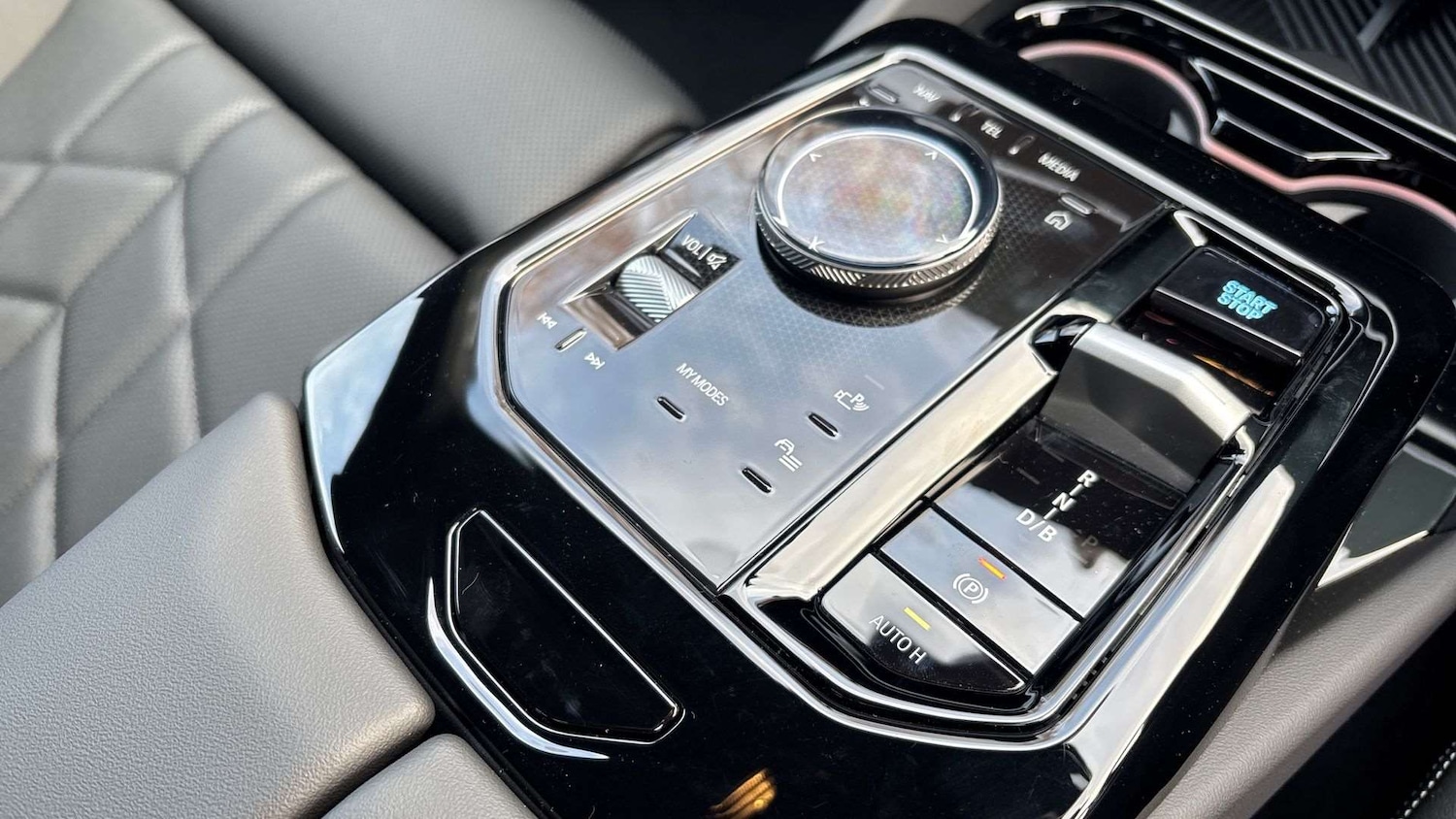 Used BMW i5 2025 for sale - 77134948: Photo 12