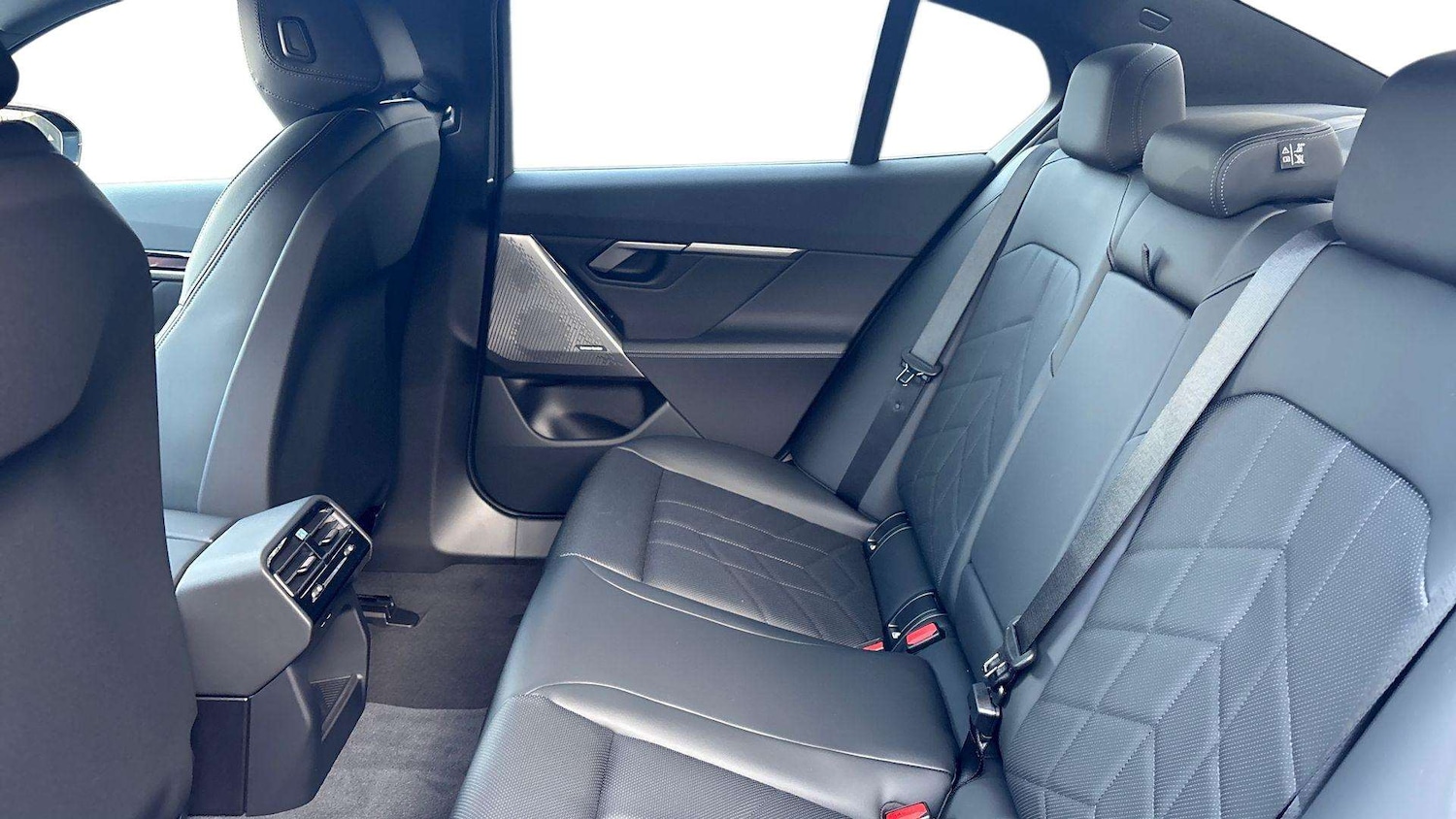 Used BMW i5 2025 for sale - 77134948: Photo 14