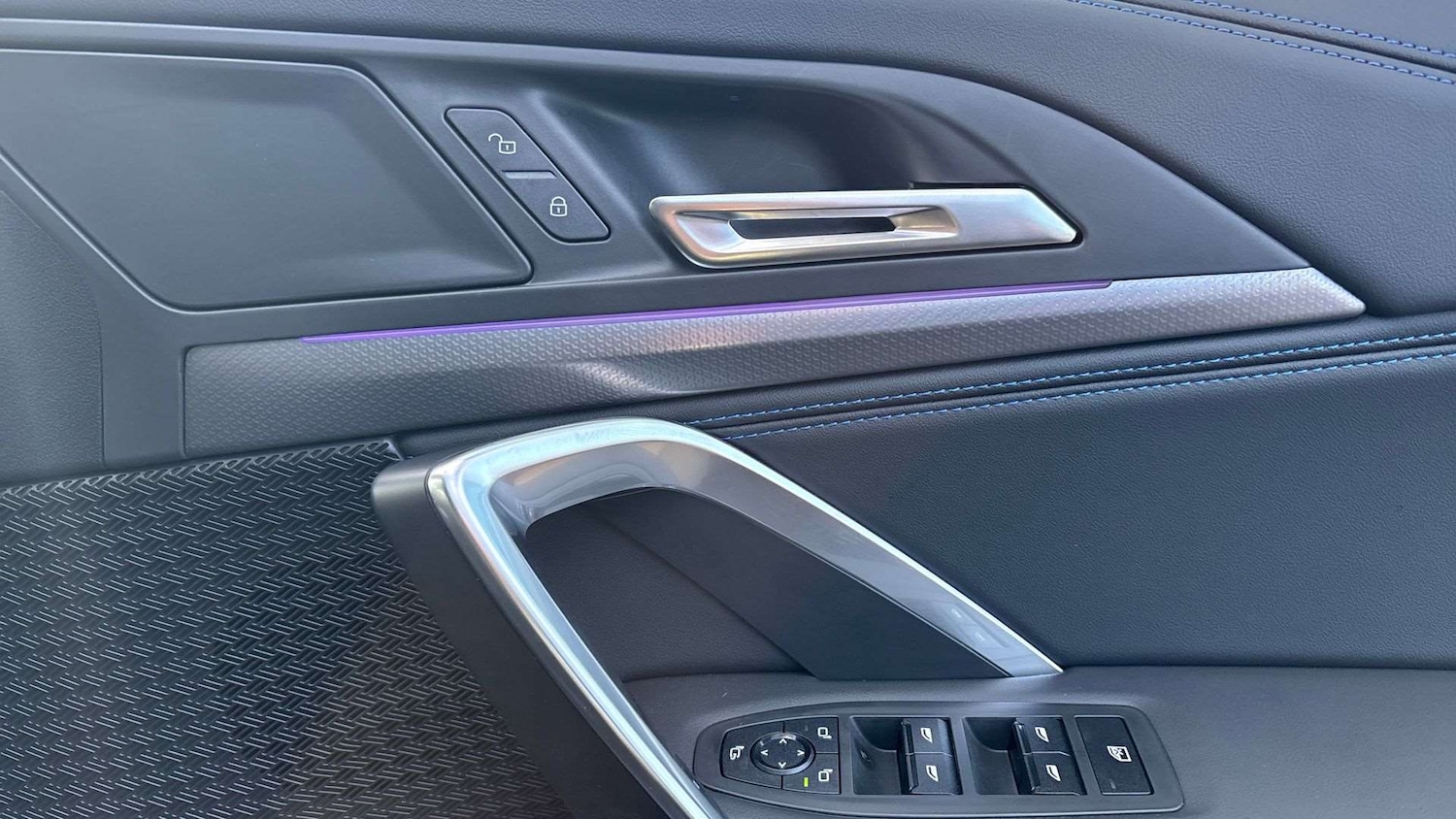 Used BMW iX1 2025 for sale - 76648950: Photo 27