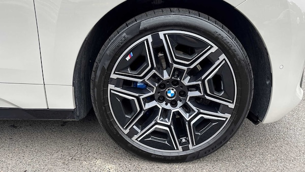 Used BMW iX 2025 for sale - 75649398: Photo 16