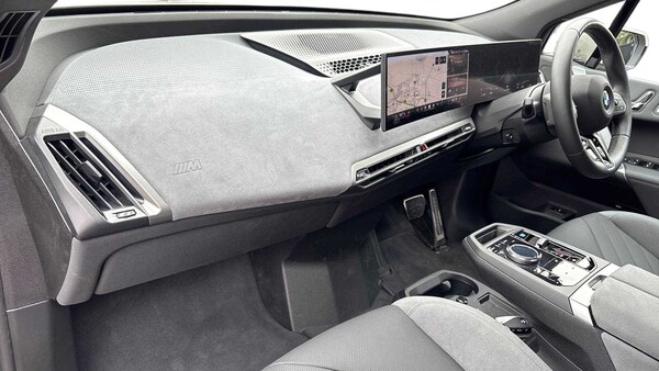 Used BMW iX 2025 for sale - 75649398: Photo 9