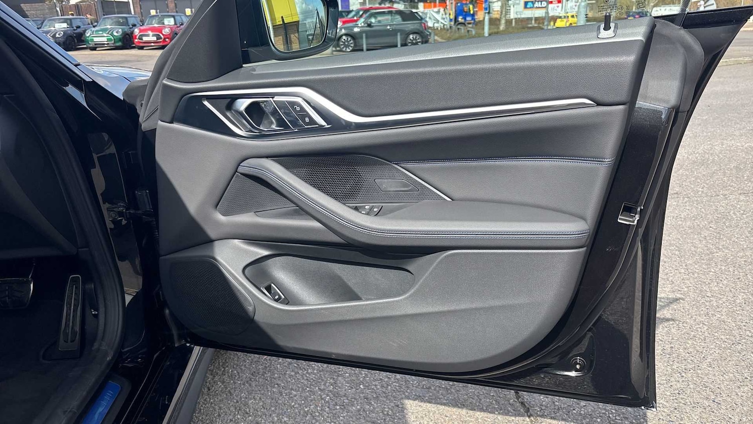 Used BMW i4 2025 for sale - 76955238: Photo 27