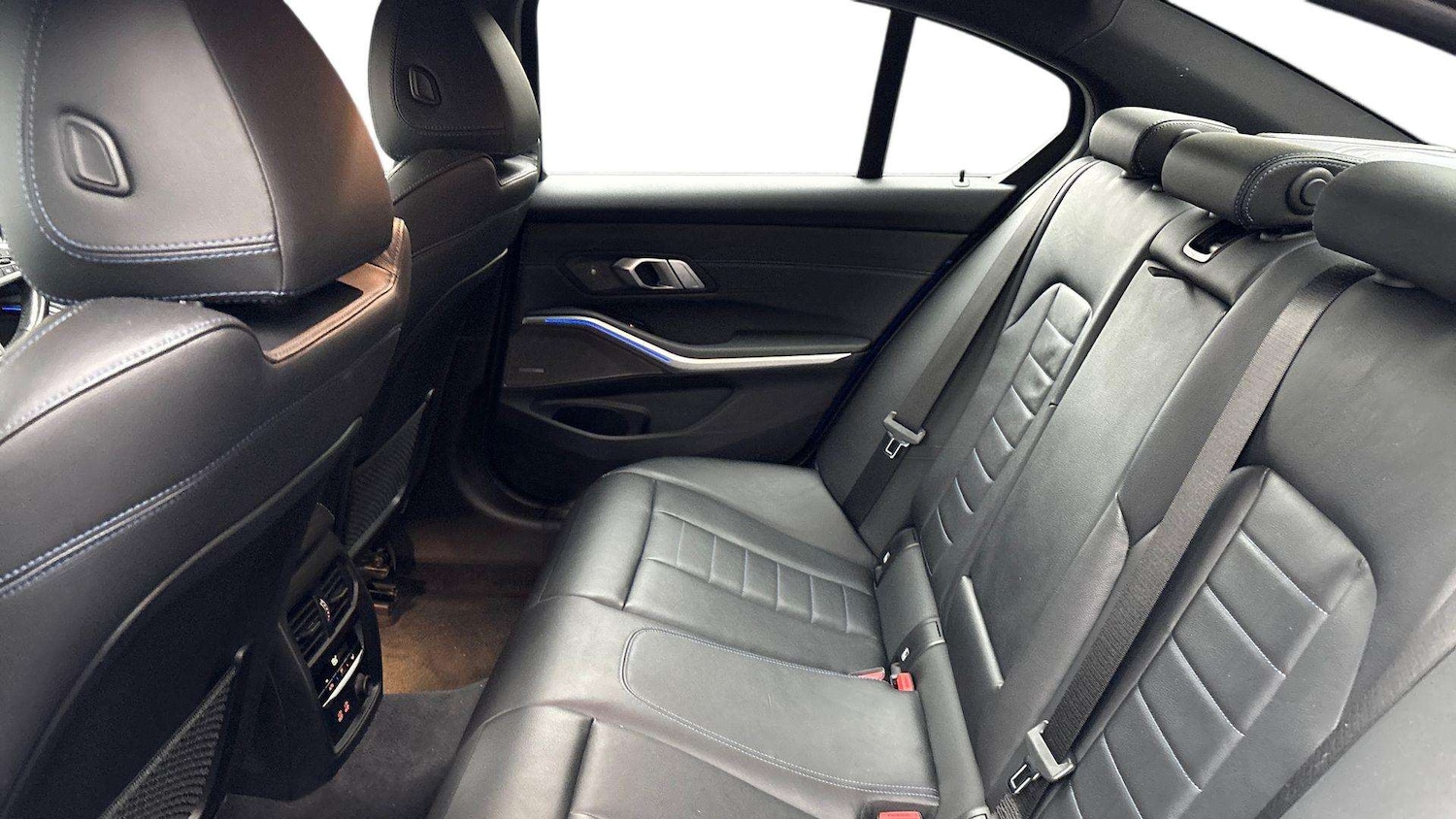 Used BMW 3 Series 2019 for sale - 76460478: Photo 14