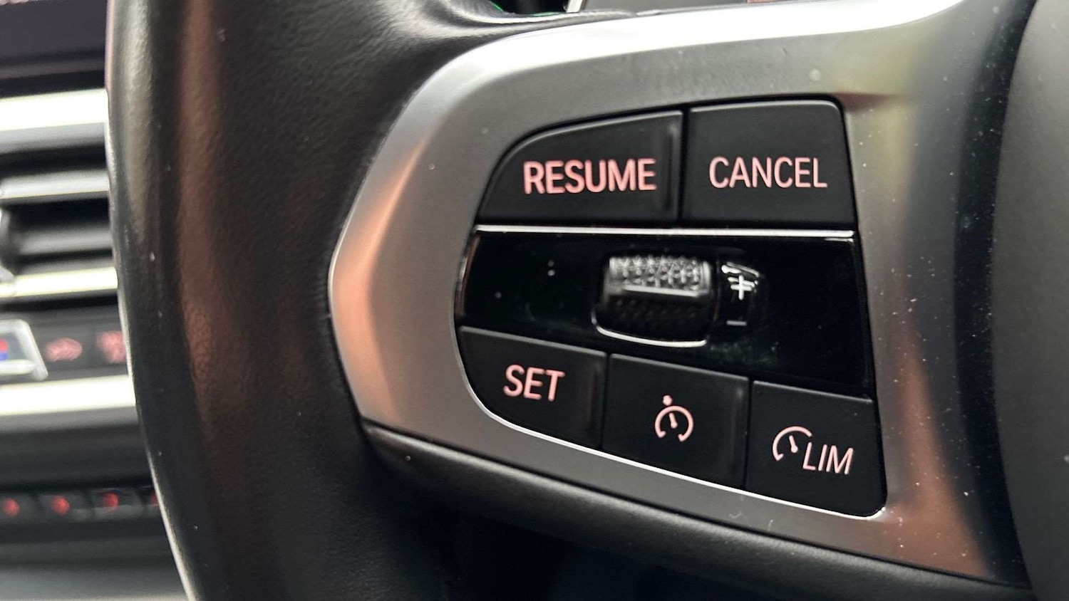 Used BMW 3 Series 2019 for sale - 76460478: Photo 22