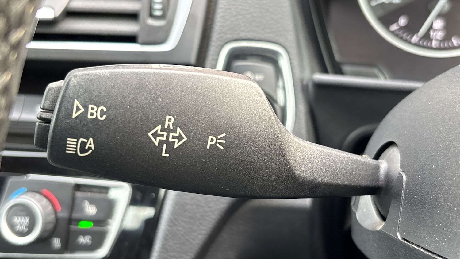 Used BMW 2 Series 2018 for sale - 76553255: Photo 29