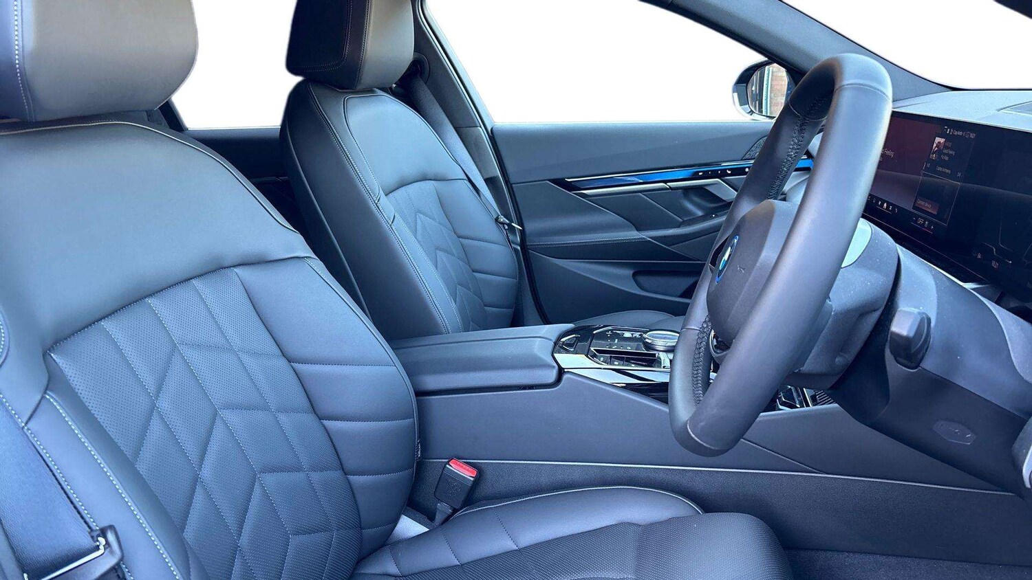 Used BMW i5 2025 for sale - 76045124: Photo 13