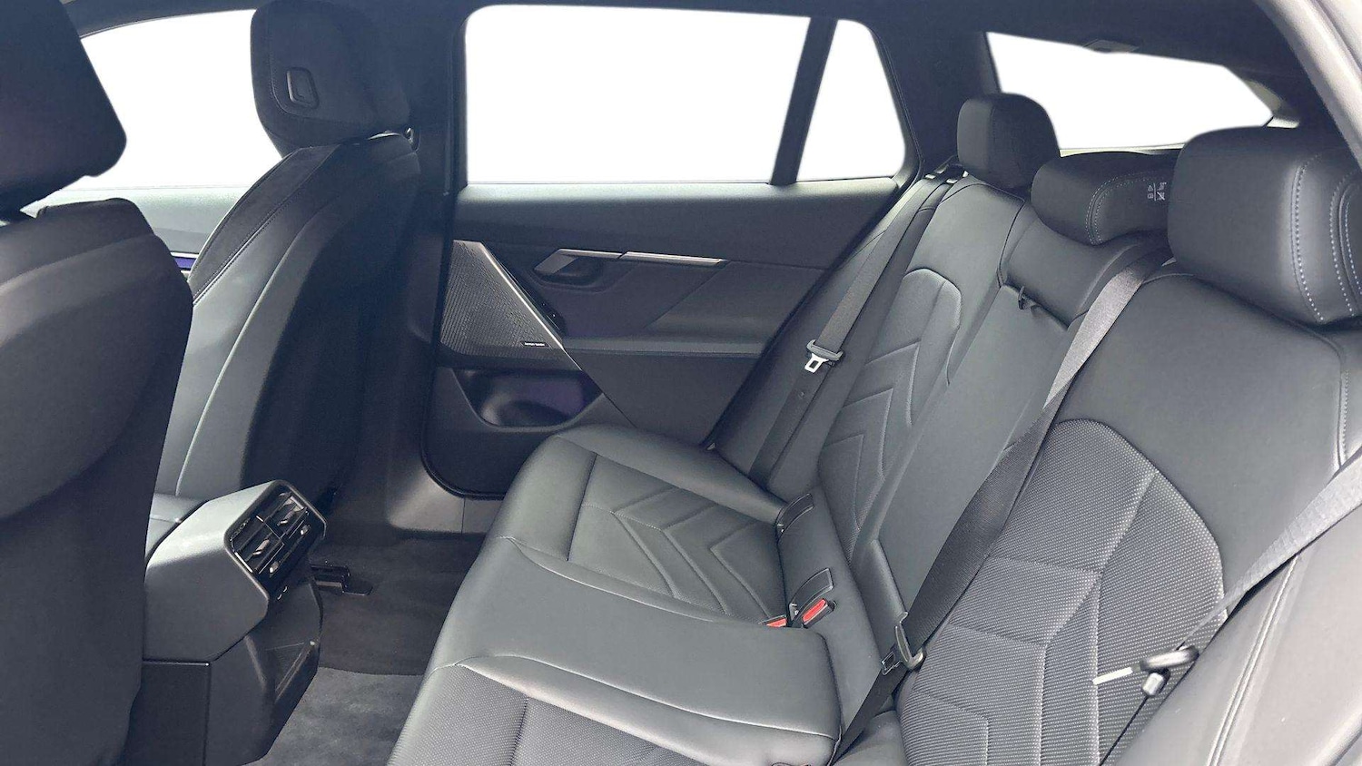 Used BMW 5 Series 2025 for sale - 76648804: Photo 14