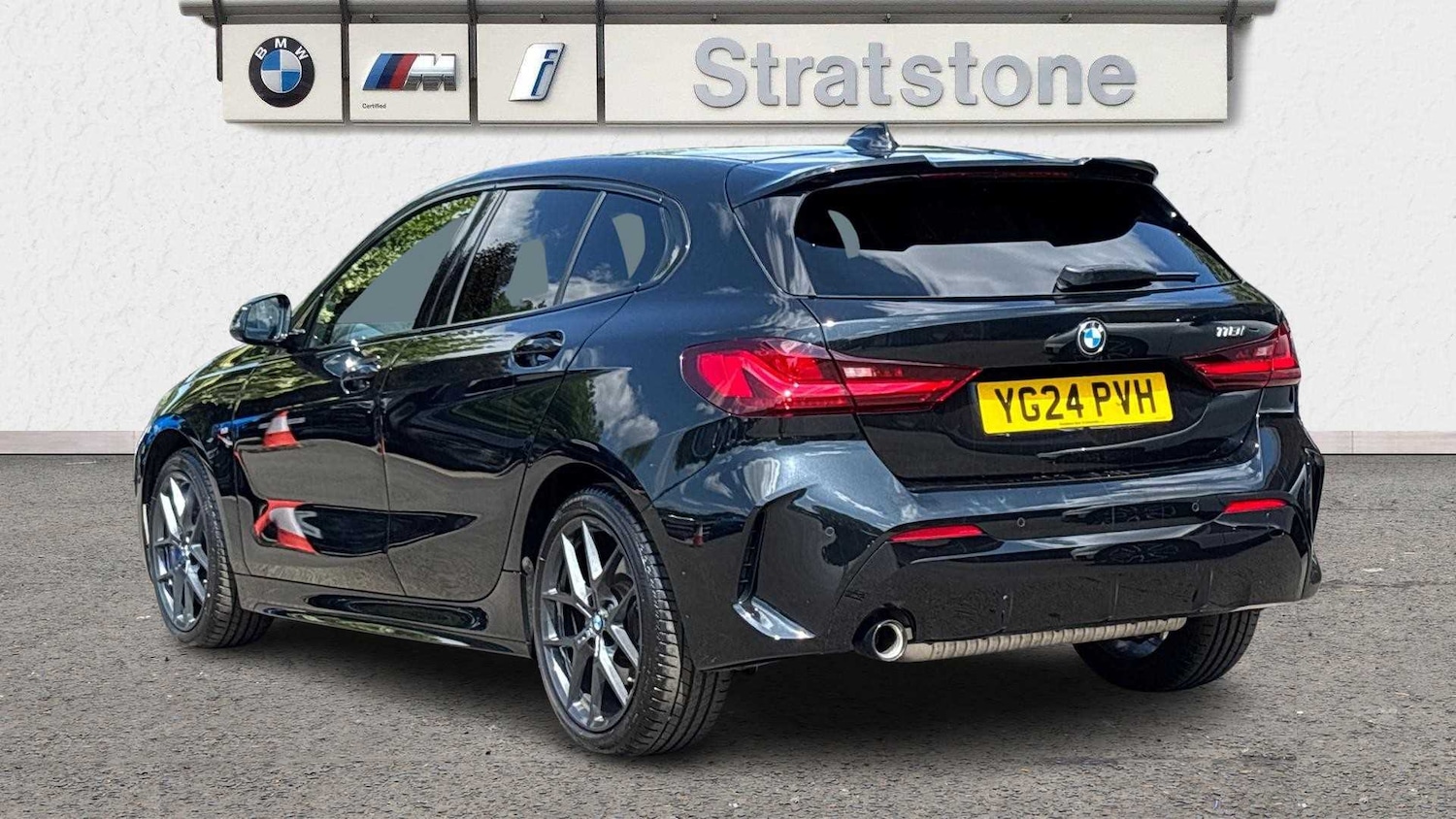 Used BMW 1 Series 2024 for sale - 76587557: Photo 2