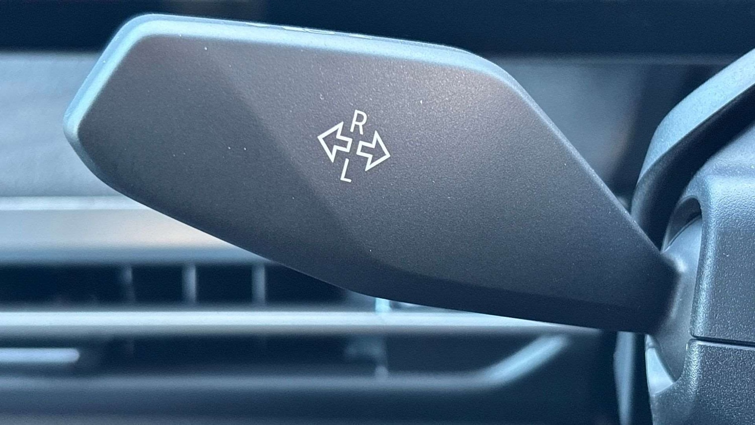 Used BMW iX 2025 for sale - 77112388: Photo 29