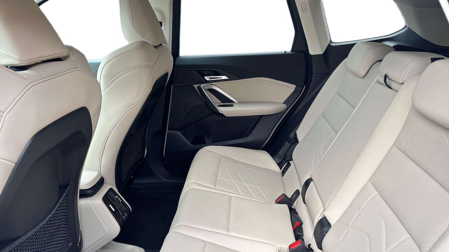 Used BMW iX1 2023 for sale - 76594329: Photo 14