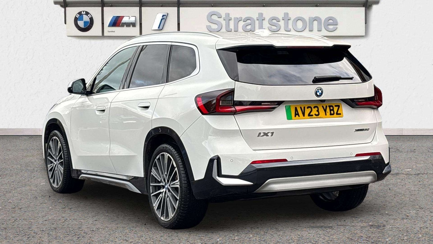 Used BMW iX1 2023 for sale - 76594329: Photo 2