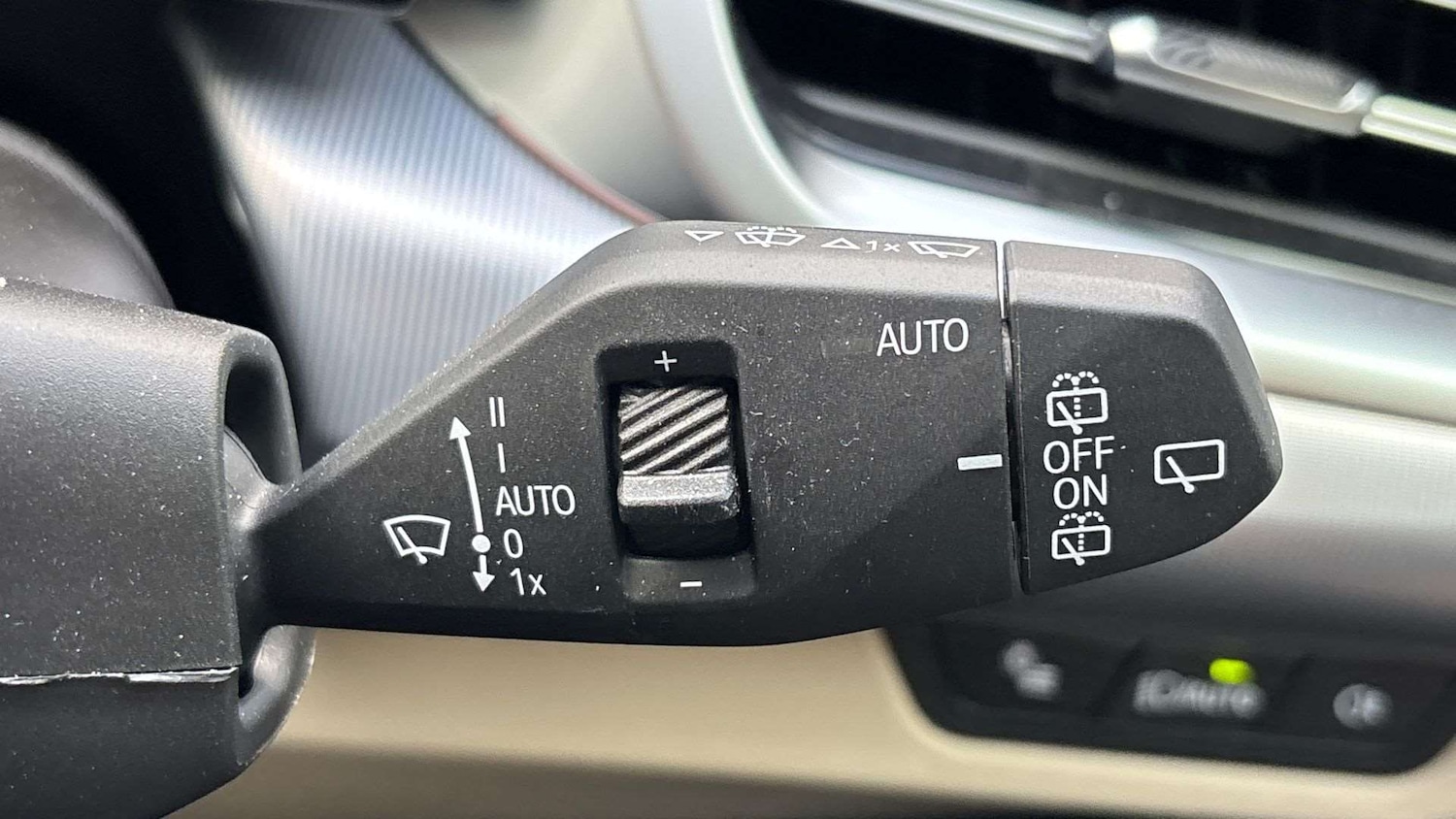 Used BMW iX1 2023 for sale - 76594329: Photo 30