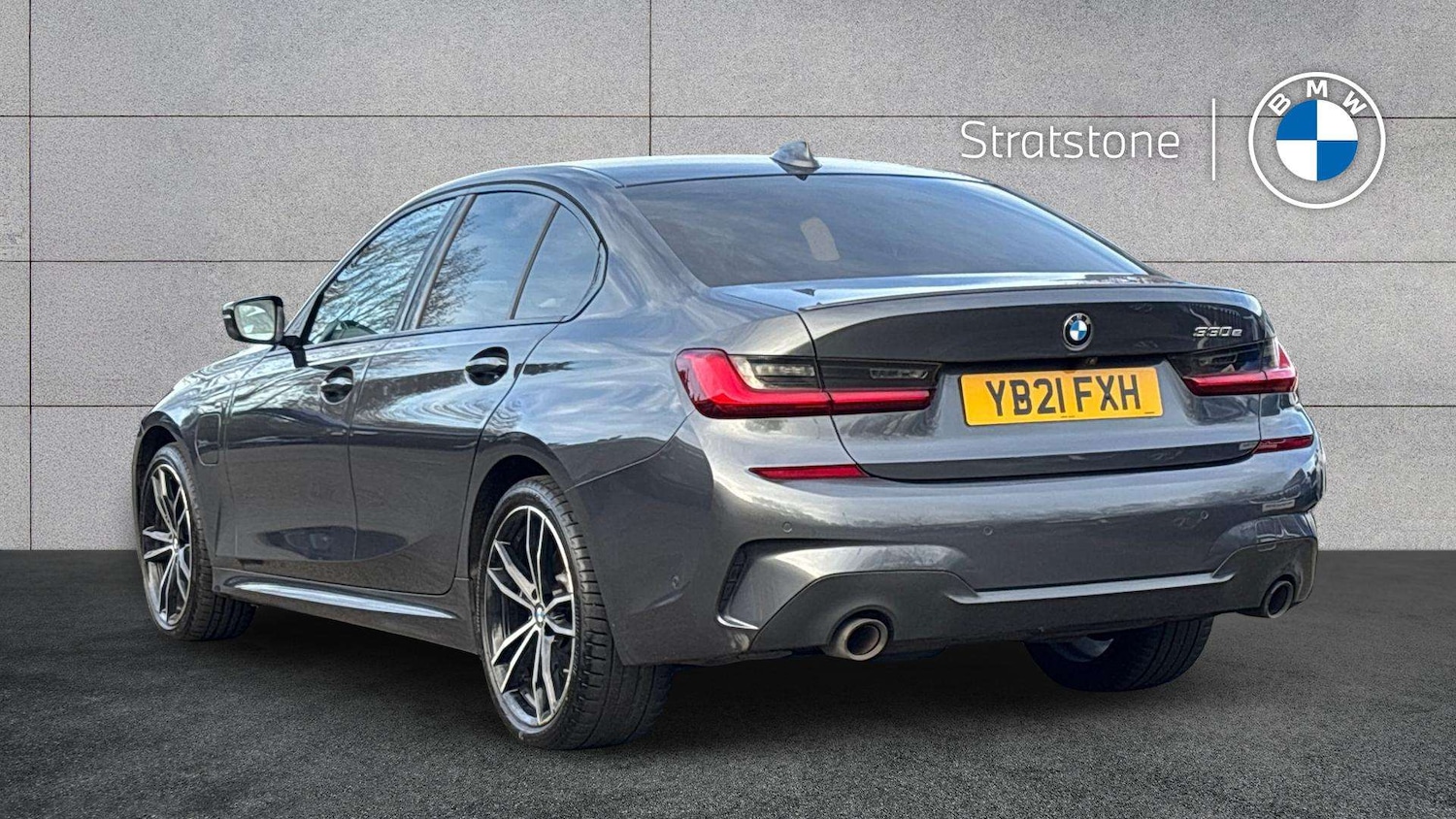 Used BMW 3 Series for sale - 77810864: Photo 2