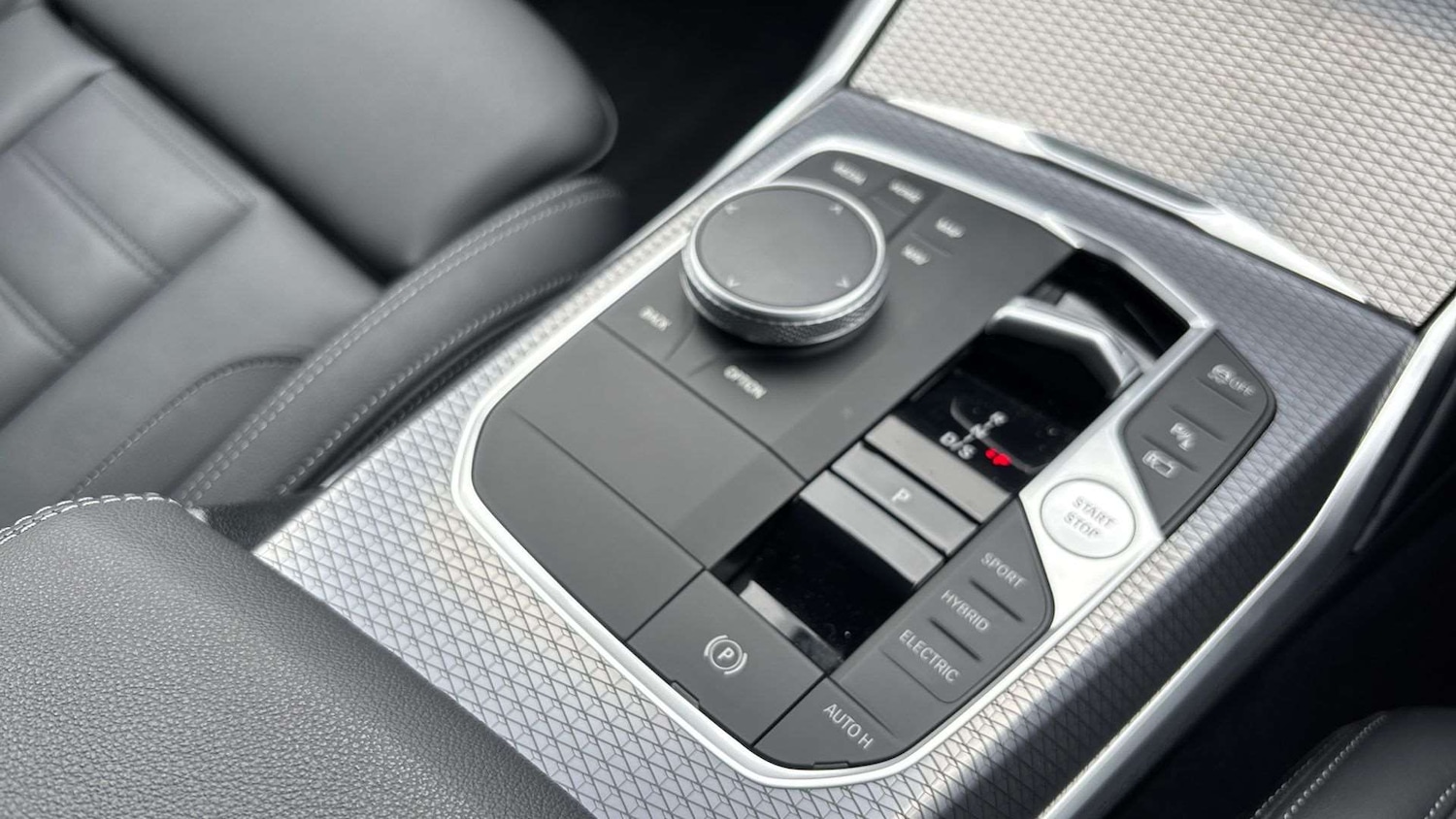 Used BMW 3 Series 2025 for sale - 76298491: Photo 12