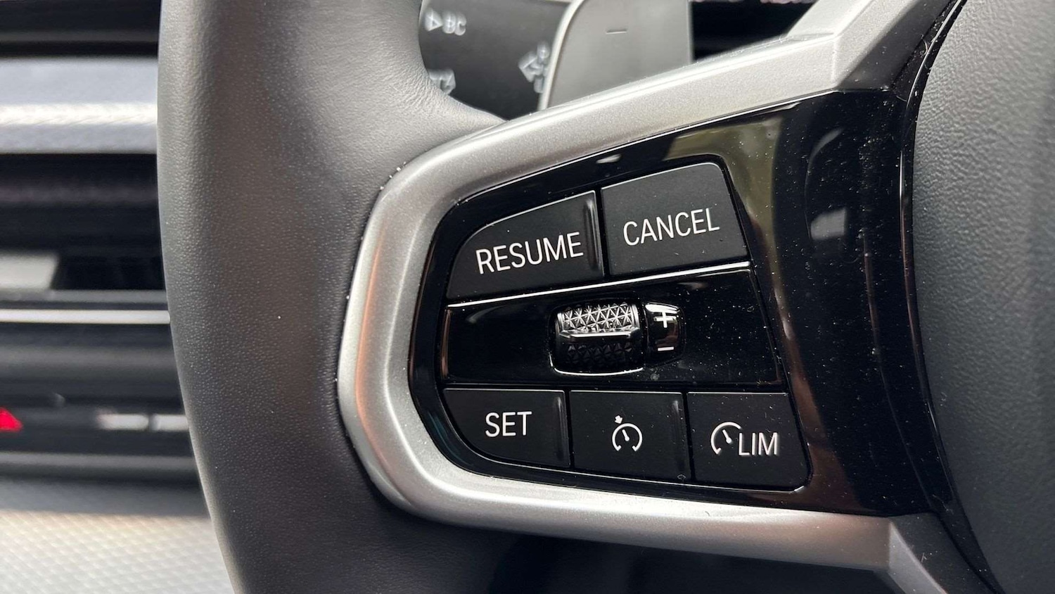 Used BMW 3 Series 2025 for sale - 76298491: Photo 22