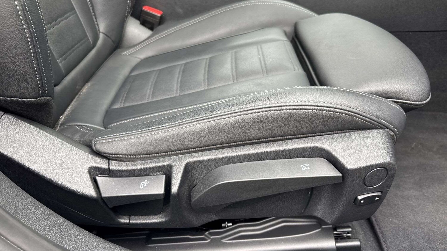 Used BMW 3 Series 2025 for sale - 76298491: Photo 28