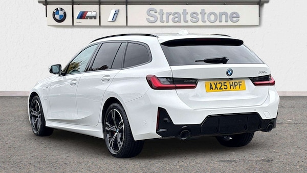 Used BMW 3 Series 2025 for sale - 76298491: Photo 2