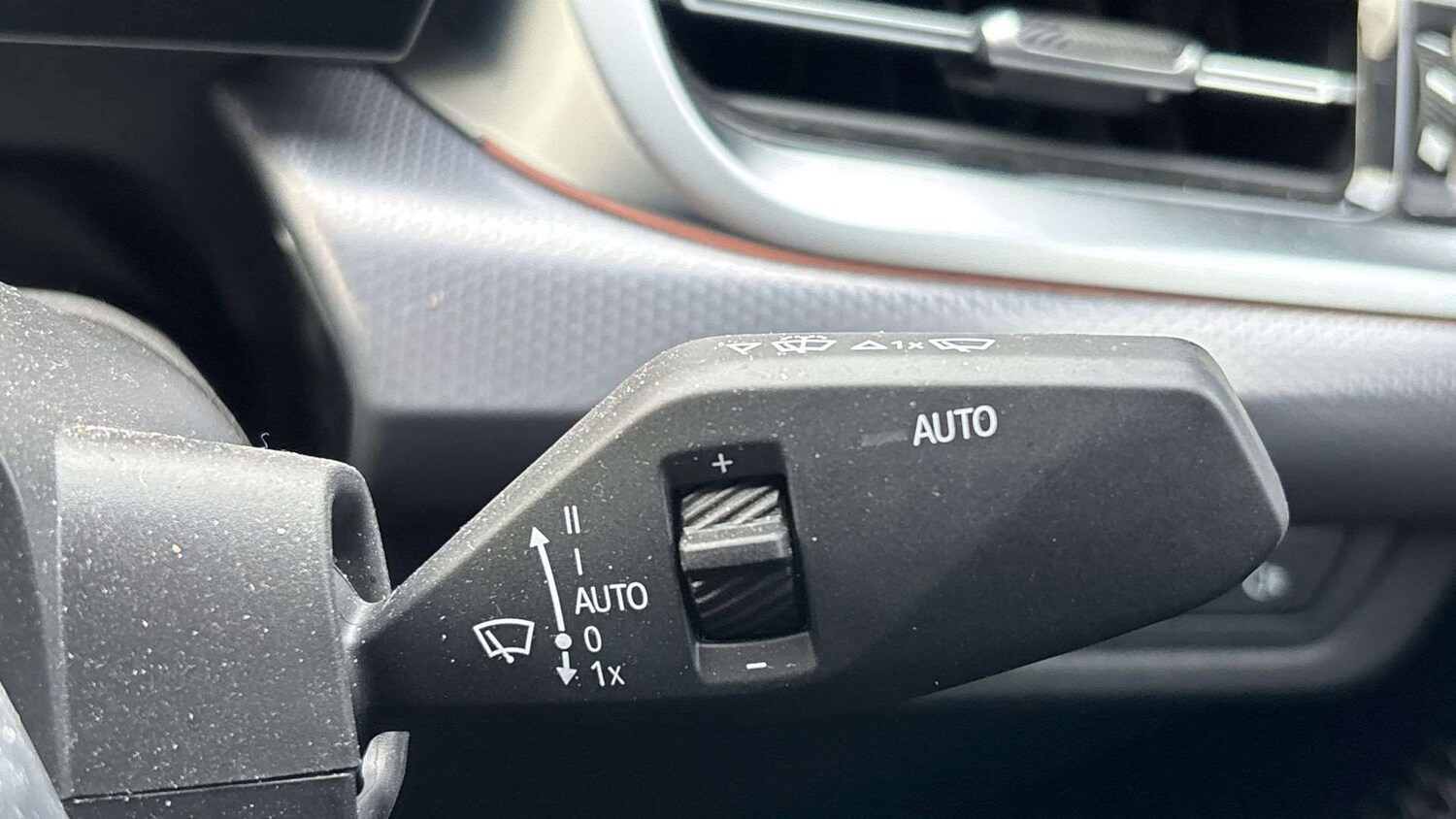 Used BMW iX2 for sale - 77472565: Photo 30