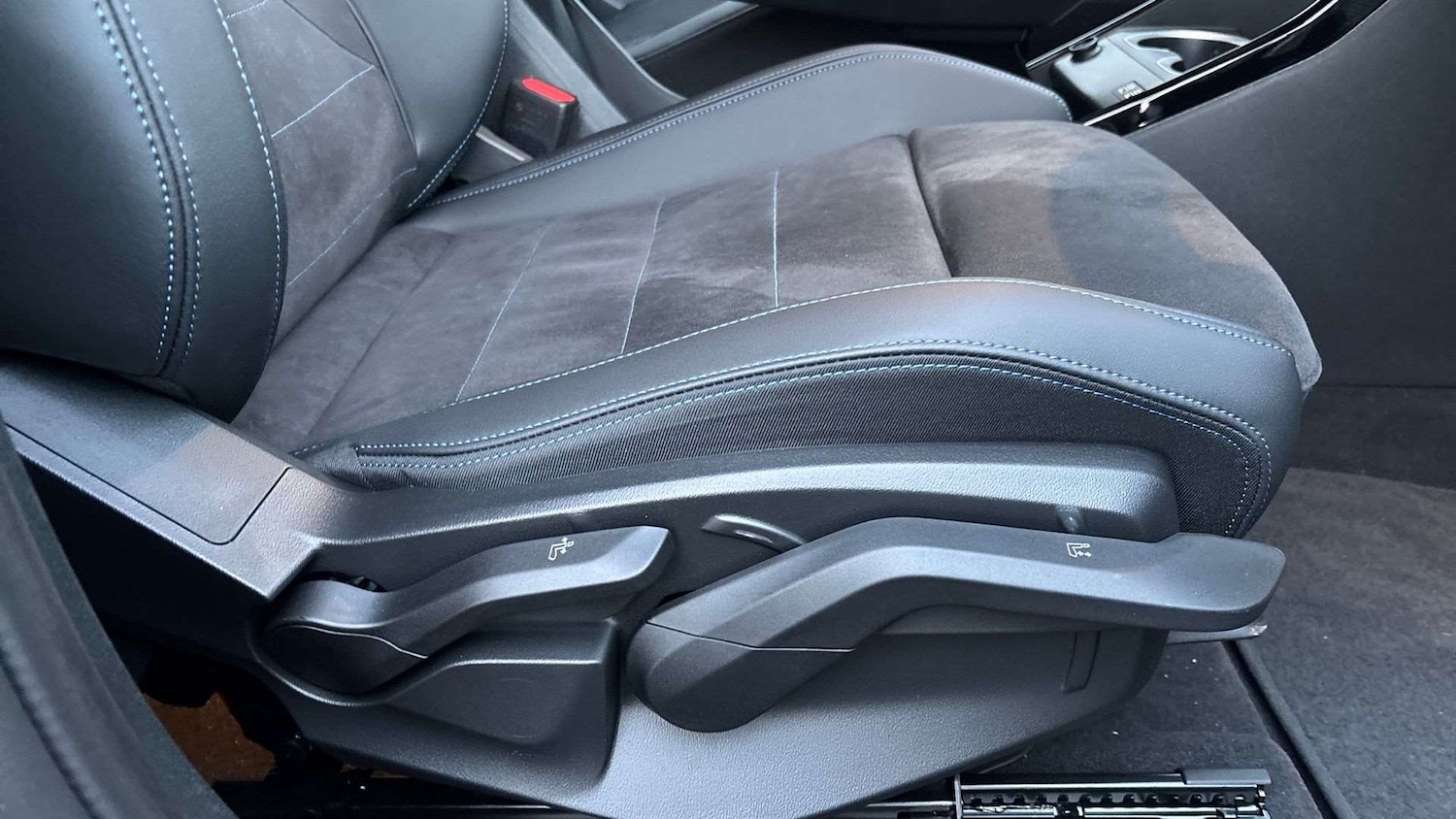 Used BMW iX2 2025 for sale - 77076659: Photo 28