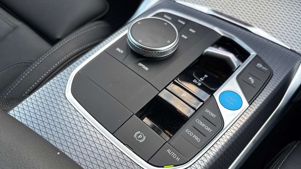 Used BMW i4 2025 for sale - 76218312: Photo 12