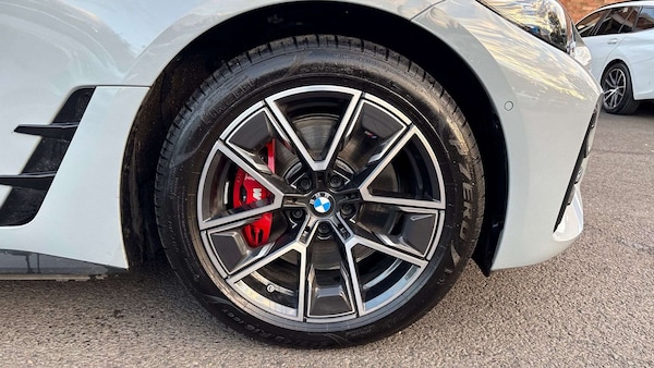 Used BMW i4 2025 for sale - 76218312: Photo 16