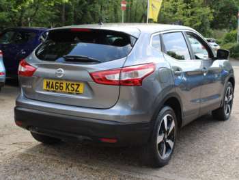Used Nissan Qashqai 2016 for sale - 74621732: Photo