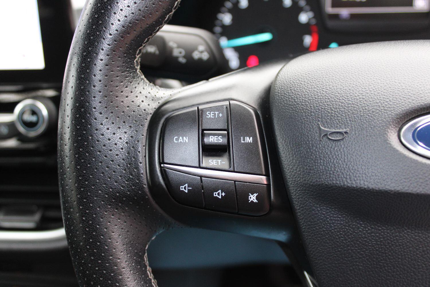 Used Ford Fiesta 2018 for sale - 76751717: Photo 31