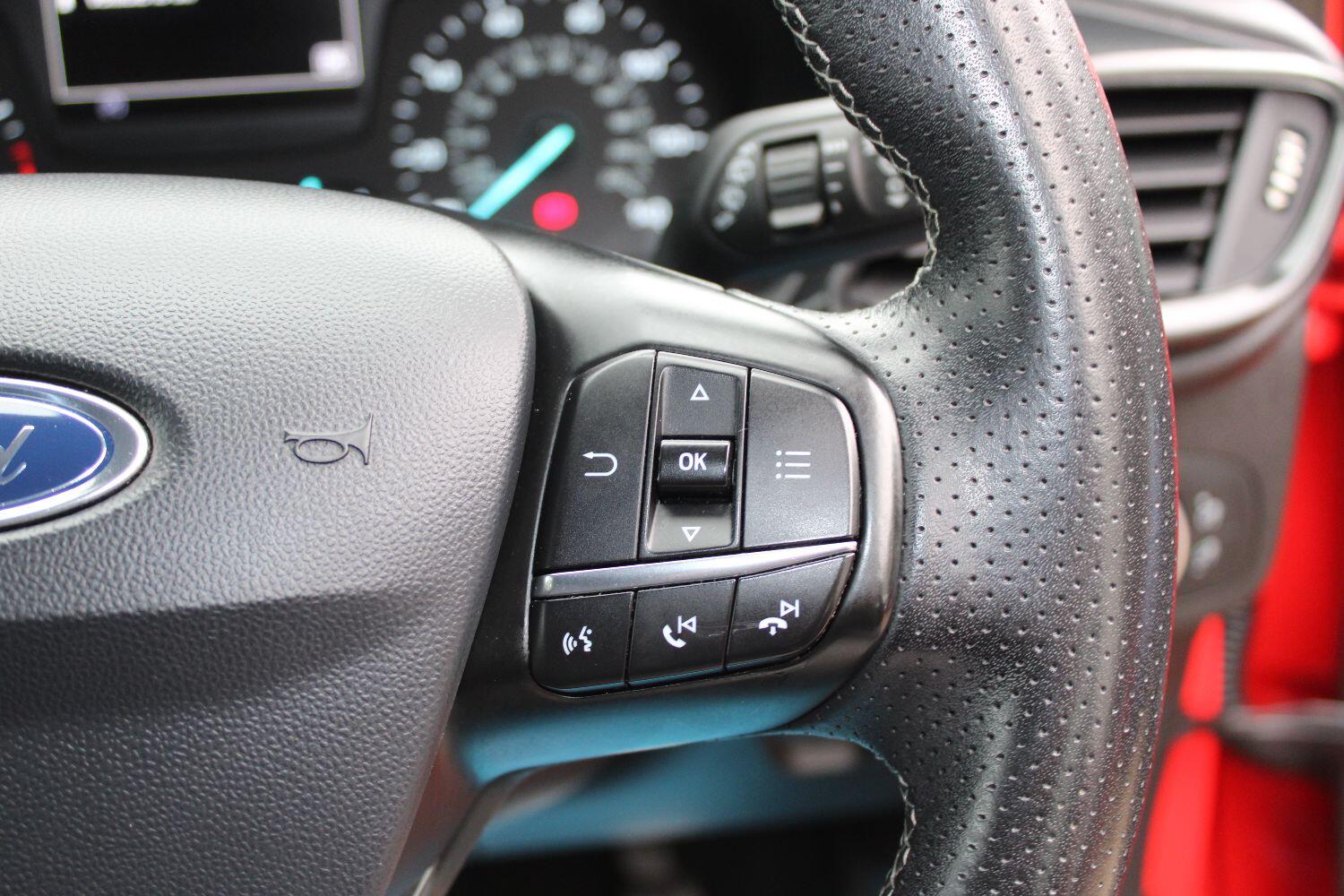 Used Ford Fiesta 2018 for sale - 76751717: Photo 32