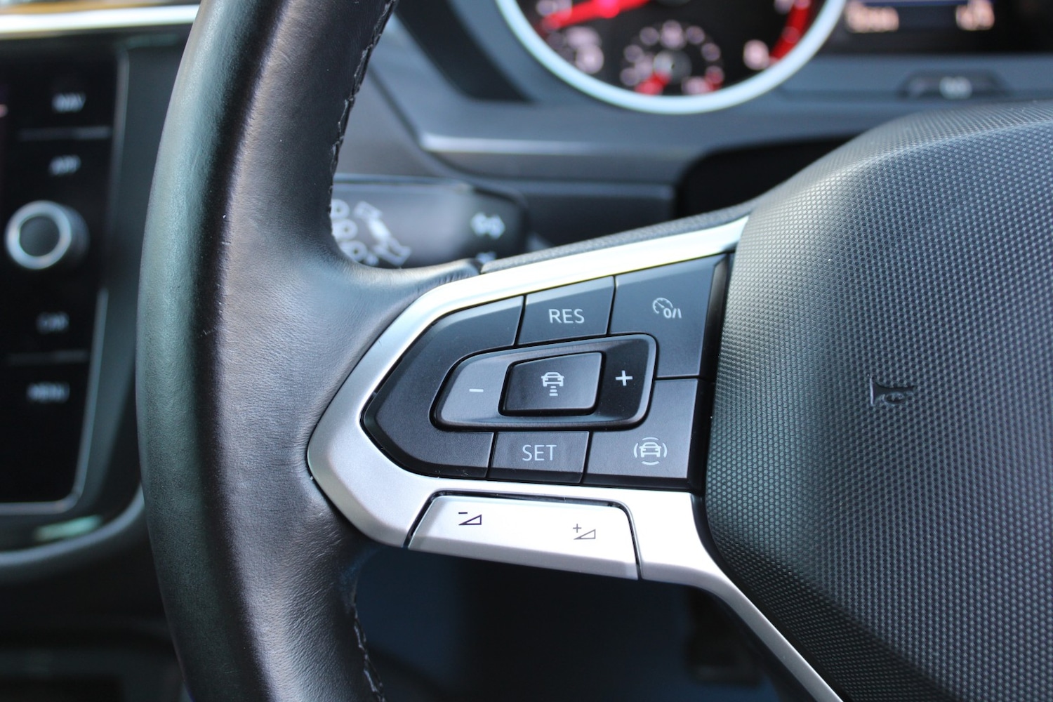 Used Volkswagen Tiguan 2021 for sale - 76751769: Photo 26