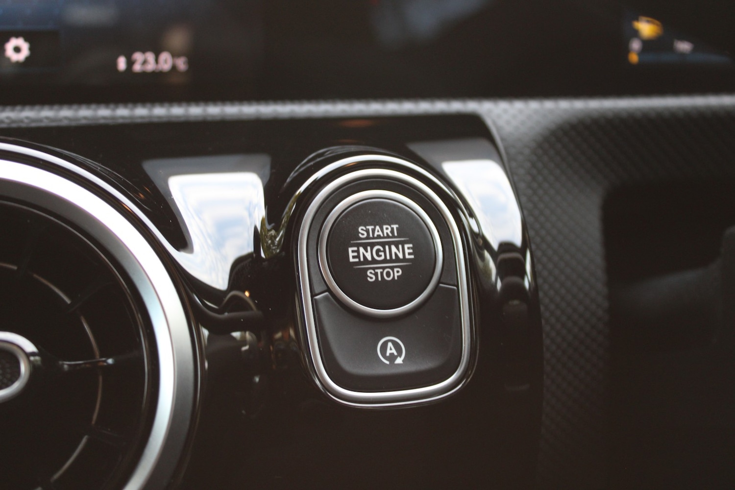 Used Mercedes-Benz A-Class 2018 for sale - 76751736: Photo 28