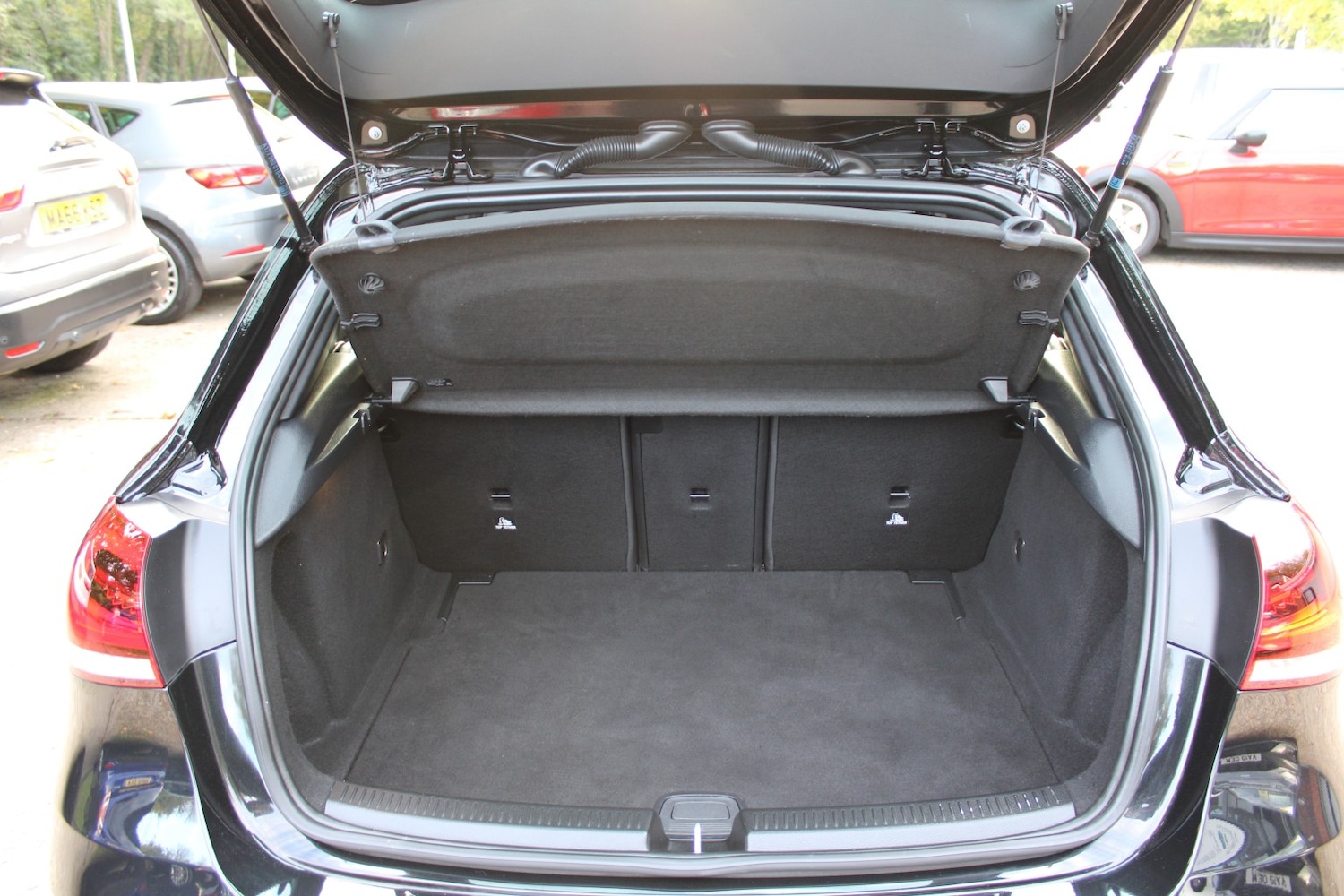 Used Mercedes-Benz A-Class 2018 for sale - 76751736: Photo 38