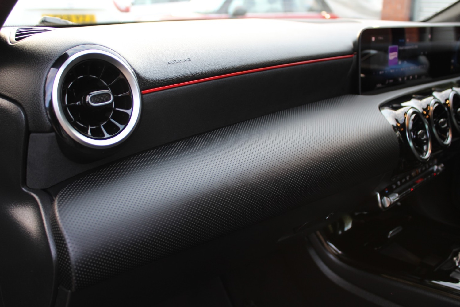 Used Mercedes-Benz A-Class 2018 for sale - 76751736: Photo 40