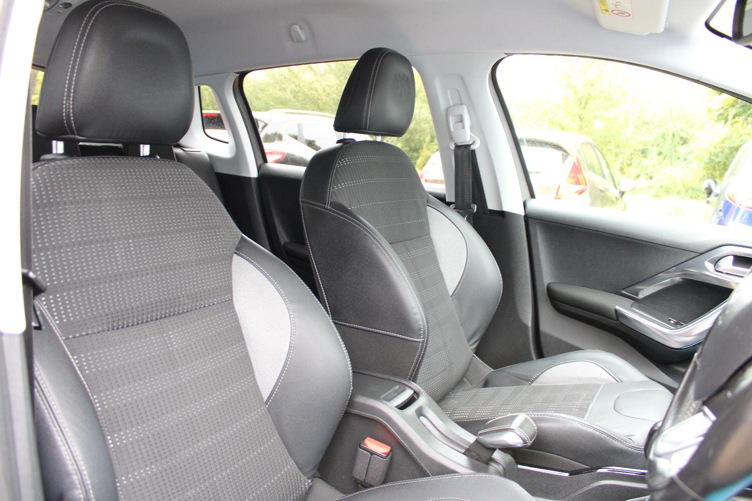 Used Peugeot 2008 2015 for sale - 76751758: Photo 14