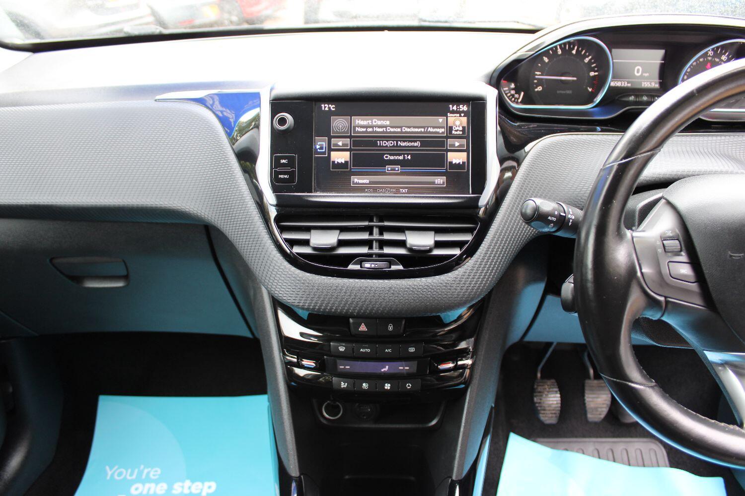 Used Peugeot 2008 2015 for sale - 76751758: Photo 16